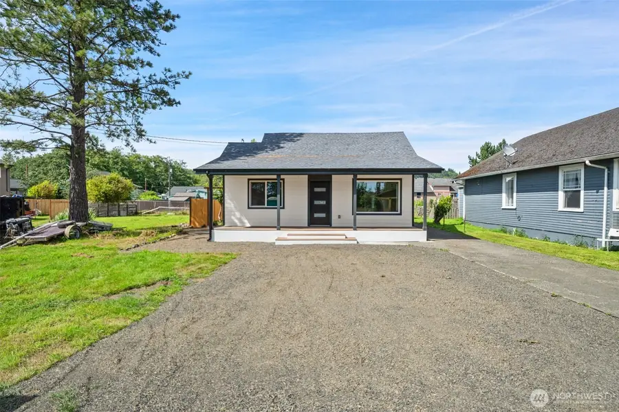 218 E King St, Aberdeen, WA 98520 - #2