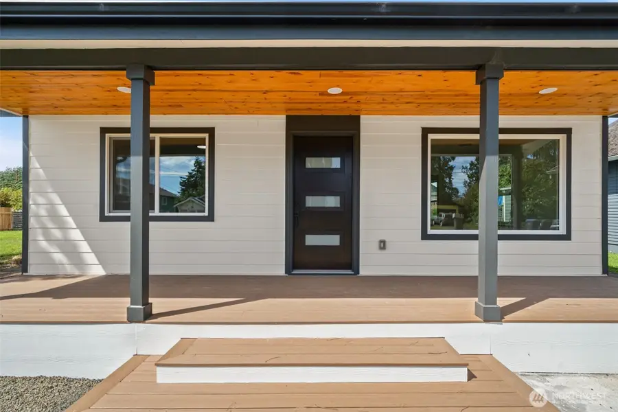 218 E King St, Aberdeen, WA 98520 - #3