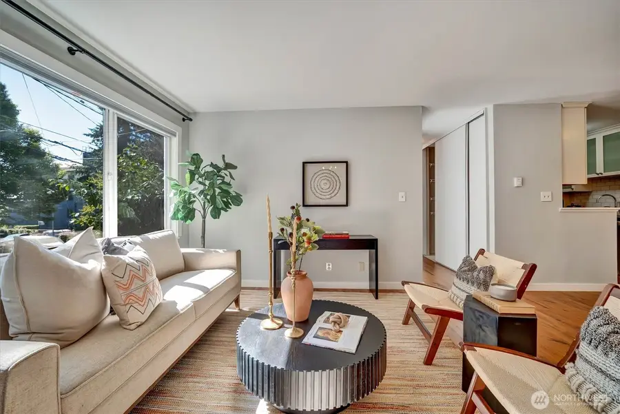 2111 E John Street #204, Seattle, WA 98112 - #2
