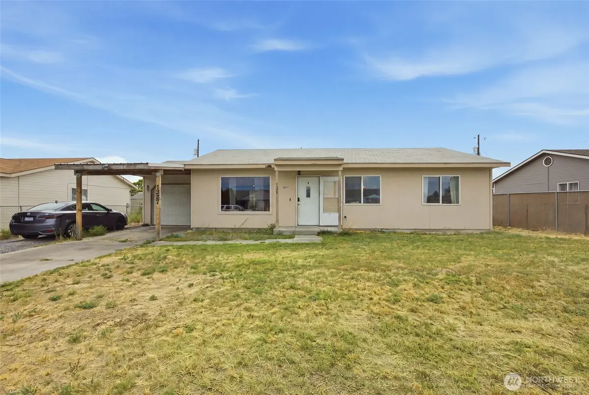 1227 Lowry Street, Moses Lake, WA 98837 - #1