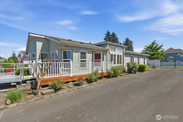 16500 SE 1st St #27, Vancouver, WA 98684