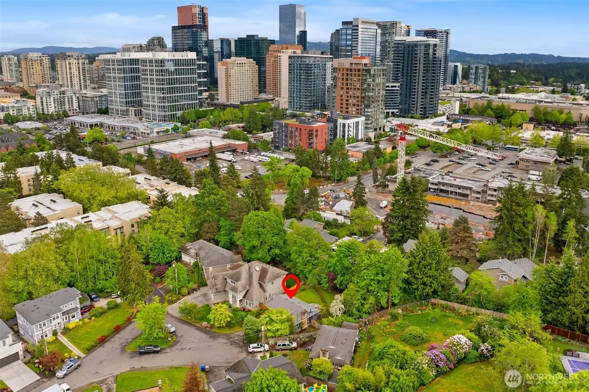 1315 102nd Avenue Ne, Bellevue, WA 98004 - #1