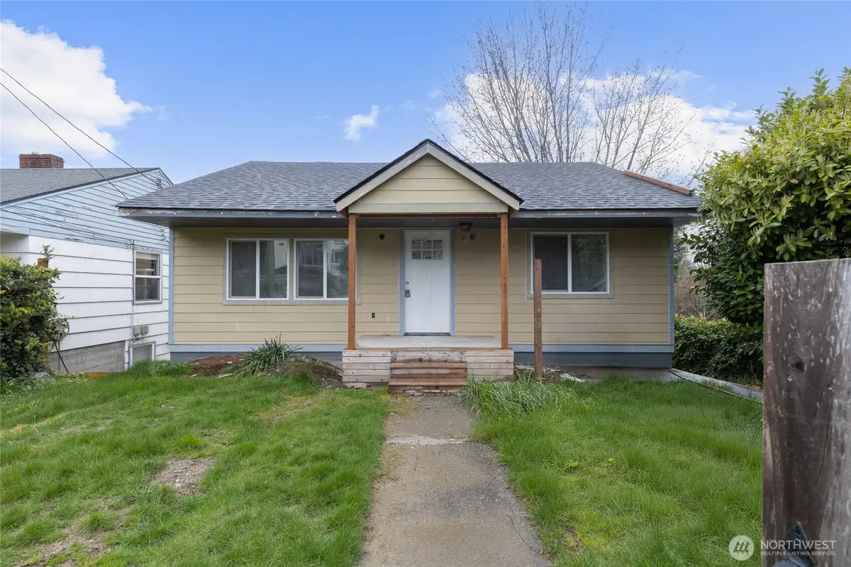 5752 62nd Street, Seattle, WA 98115 - #1