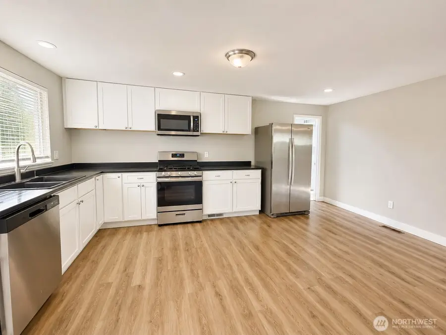 483 NE Conifer Drive, Bremerton, WA 98311 - #2