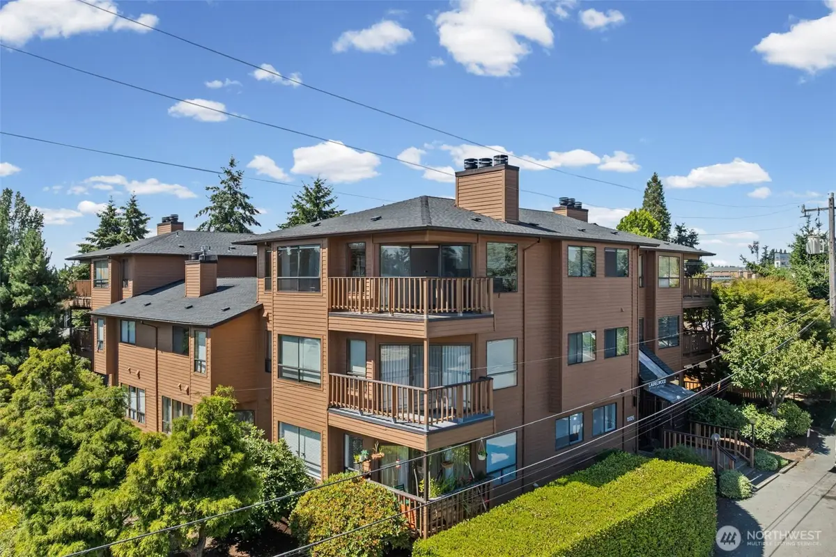 15525 6th Avenue Sw #14, Burien, WA 98166 - #1