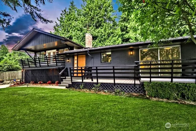 1906 Windsor Drive, Mount Vernon, WA 98273 - #2