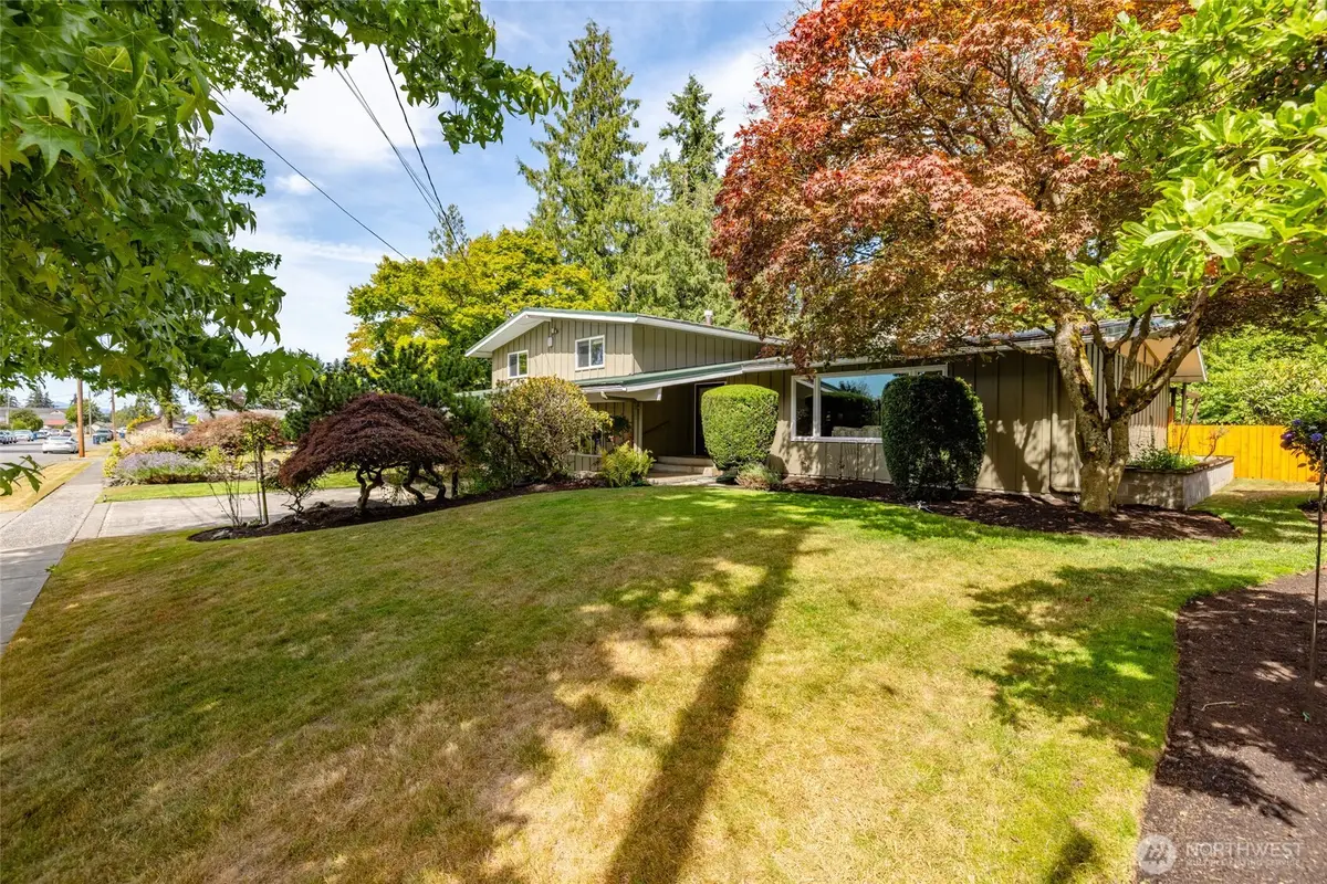 300 Claremont Place, Mount Vernon, WA 98274 - #1