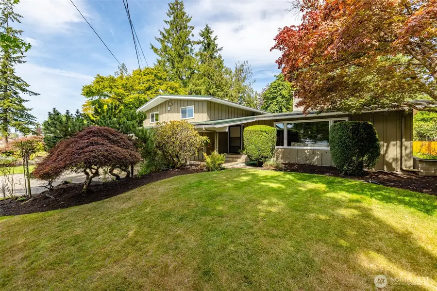 300 Claremont Place, Mount Vernon, WA 98274 - #2