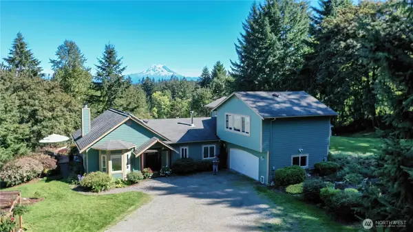 11510 Snowcap Lane Se, Rainier, WA 98576