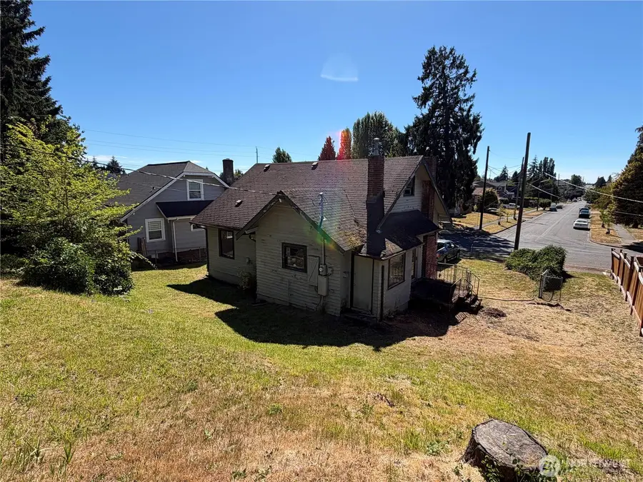 4621 S Sheridan Avenue, Tacoma, WA 98408 - #3