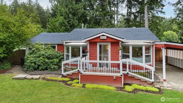 1822 Island Drive Nw, Olympia, WA 98502