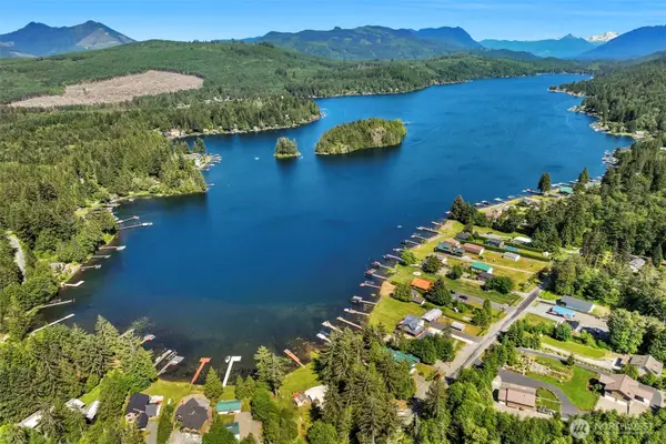 32893 S Shore Drive, Mount Vernon, WA 98274