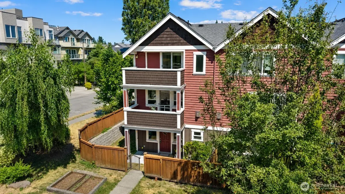 2024 W Bertona Street, Seattle, WA 98199 - #1