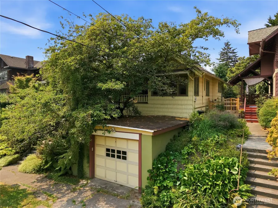 4747 4th Avenue Ne, Seattle, WA 98105 - #2
