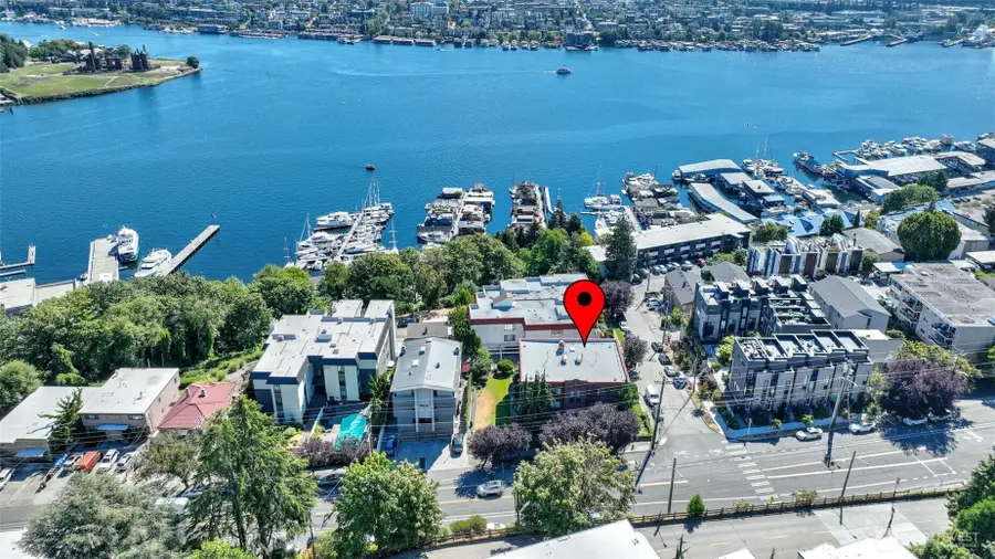 2450 Dexter Avenue N #303, Seattle, WA 98109 - #3