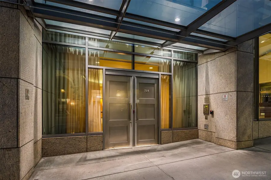 715 2nd Avenue #1504, Seattle, WA 98104 - #2