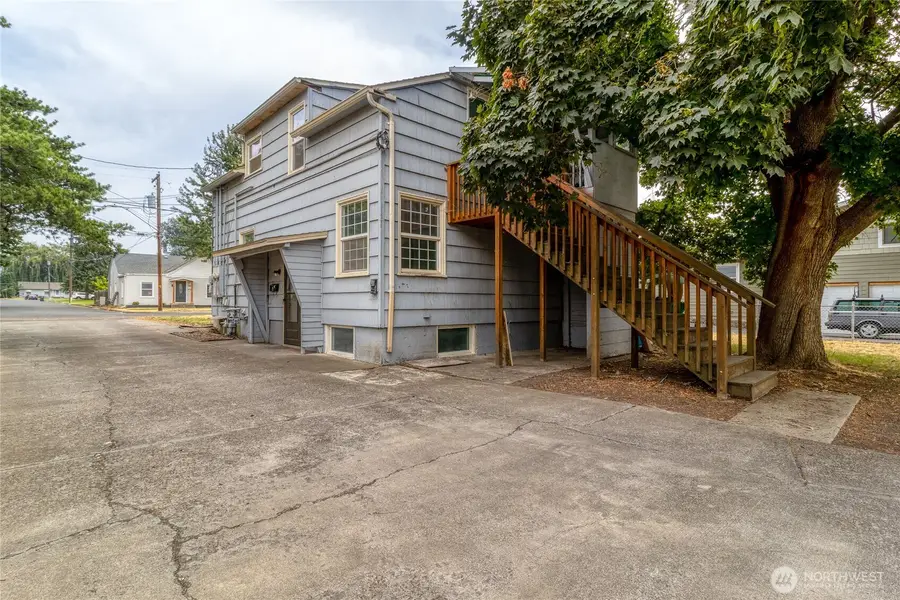 904 SE Birch Avenue, College Place, WA 99324 - #2