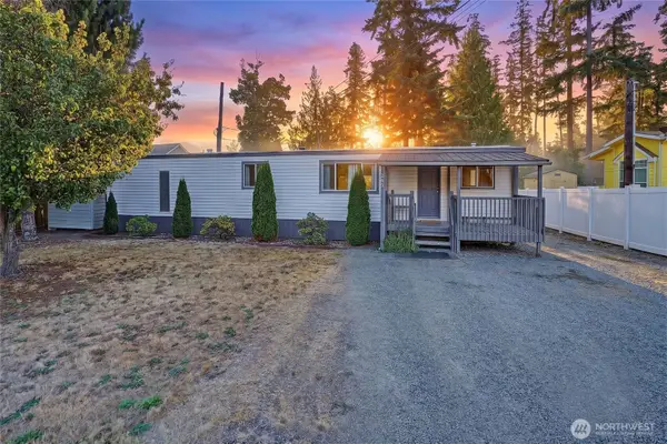 847 Patricia Ann Drive, Camano Island, WA 98282