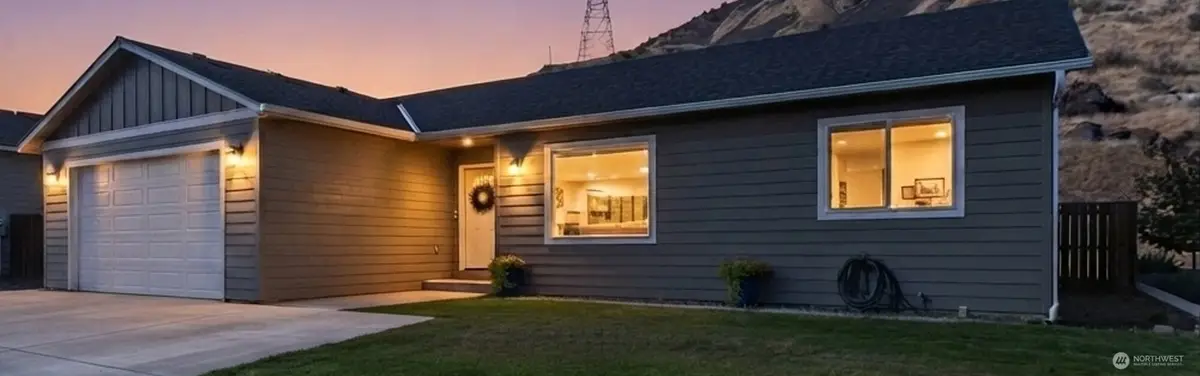 145 George Loop, Rock Island, WA 98850 - #1