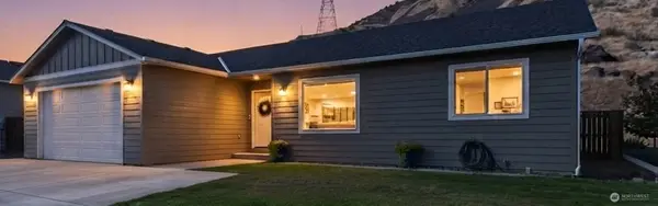 145 George Loop, Rock Island, WA 98850