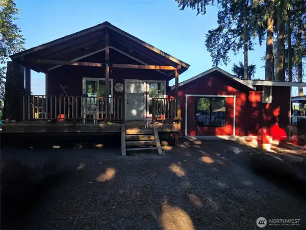 41725 40th Avenue Ct S, Roy, WA 98580
