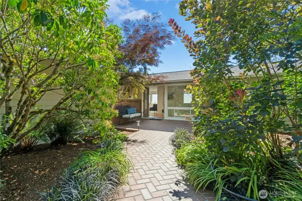 12213 206th Place Se, Issaquah, WA 98027