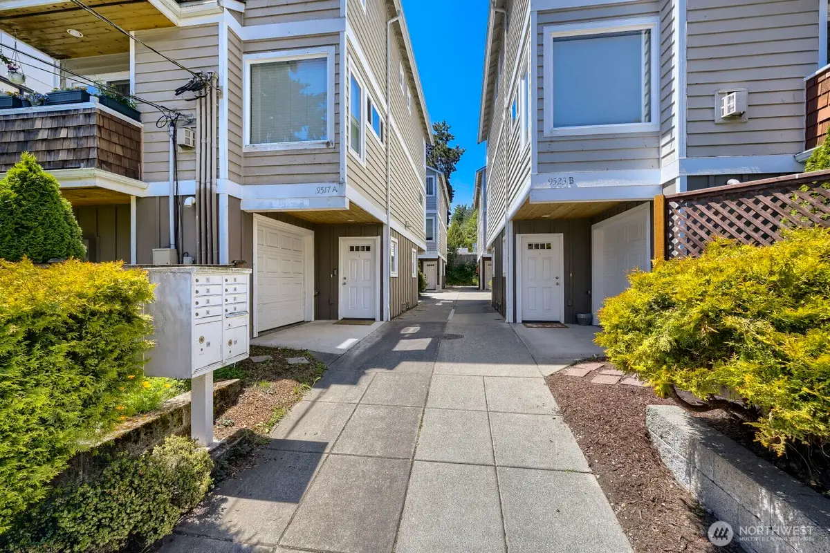 9519 8th Avenue Nw #B, Seattle, WA 98117 - #1