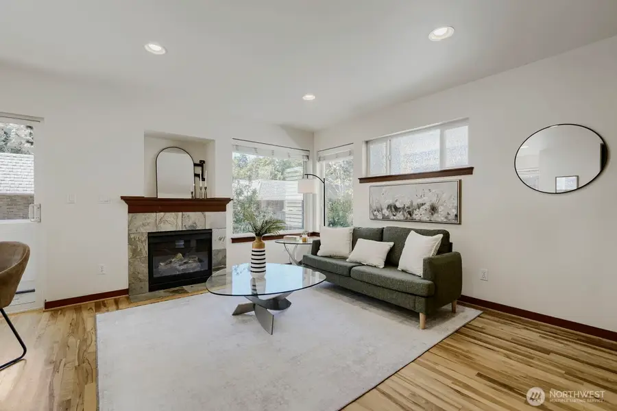 9519 8th Avenue Nw #B, Seattle, WA 98117 - #3