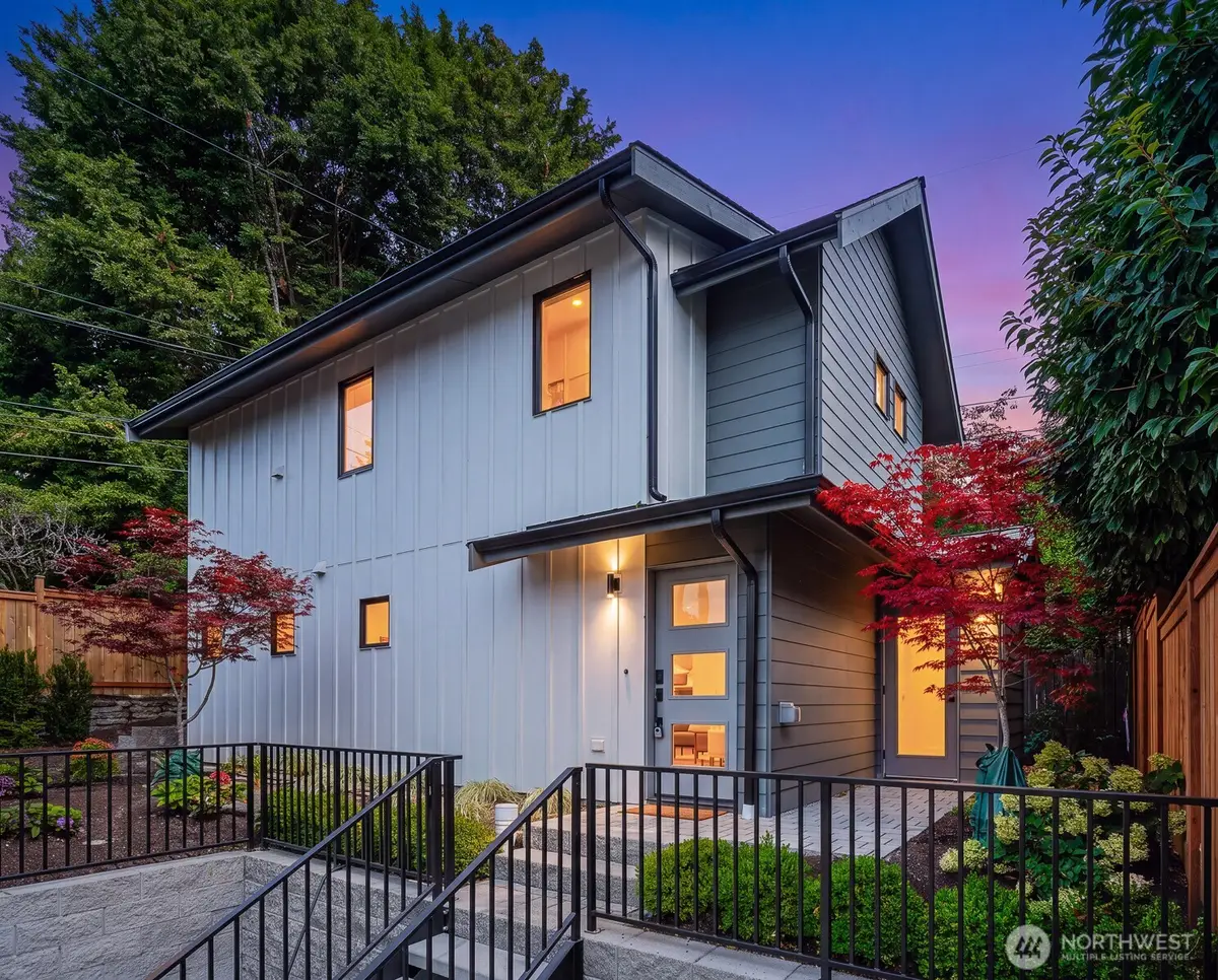 6030 41st Avenue Ne, Seattle, WA 98115 - #1