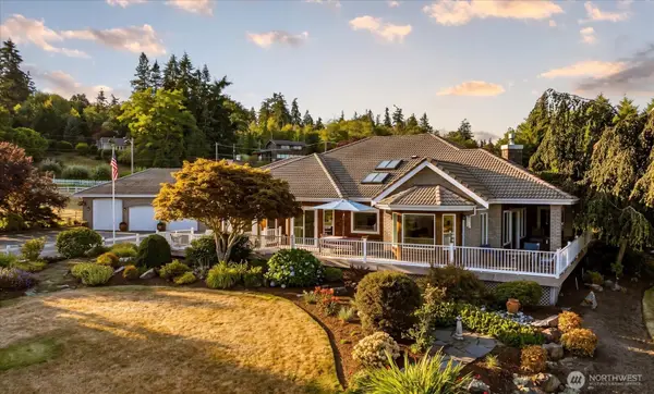 1967 Hillvista Place, Freeland, WA 98249
