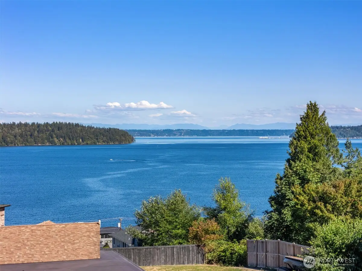 8102 E Seaview Drive, Port Orchard, WA 98366 - #1