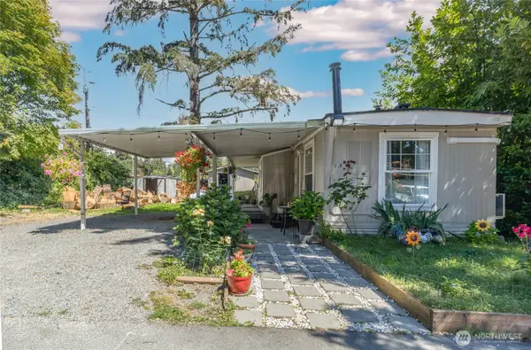 1660 S 333rd Street, Federal Way, WA 98003
