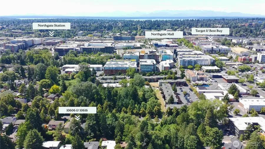 10616 Roosevelt Way Ne, Seattle, WA 98125 - #2