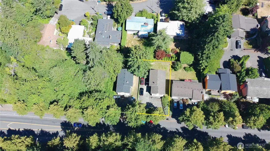 10616 Roosevelt Way Ne, Seattle, WA 98125 - #3