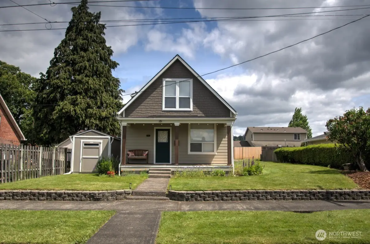 664 NW New York Avenue, Chehalis, WA 98532 - #1