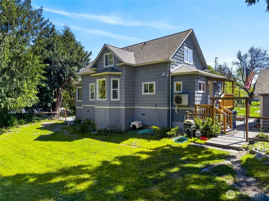 2115 Valley Highway, Deming, WA 98244 - #2