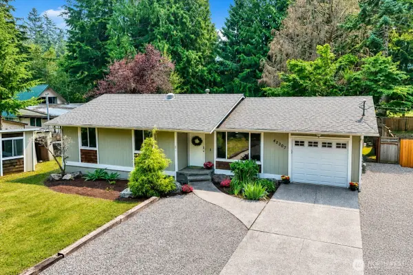 42307 SE 168th Court, North Bend, WA 98045