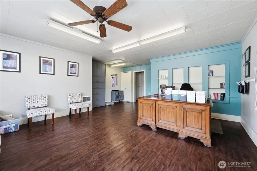 21 W 4th Avenue, Omak, WA 98841 - #3