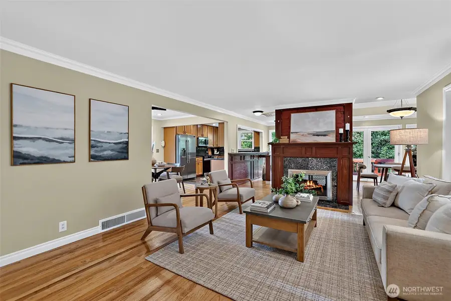 18973 8th Avenue Sw, Normandy Park, WA 98166 - #3