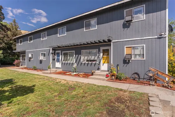 225 W Highland Avenue, Chelan, WA 98816