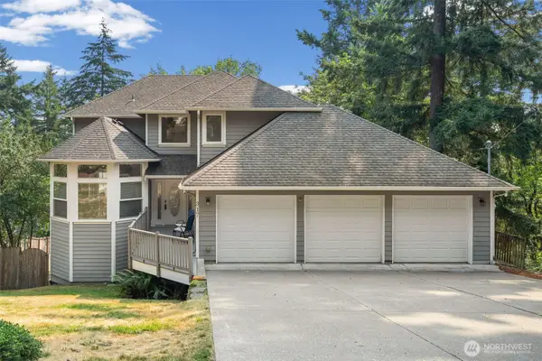 317 66th Avenue Ne, Tacoma, WA 98422