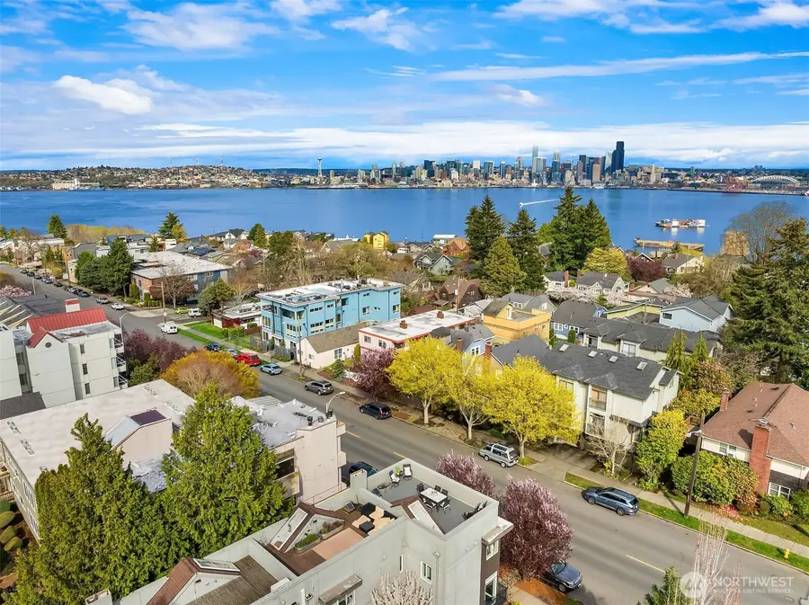 1633 California Avenue Sw #B, Seattle, WA 98116 - #3