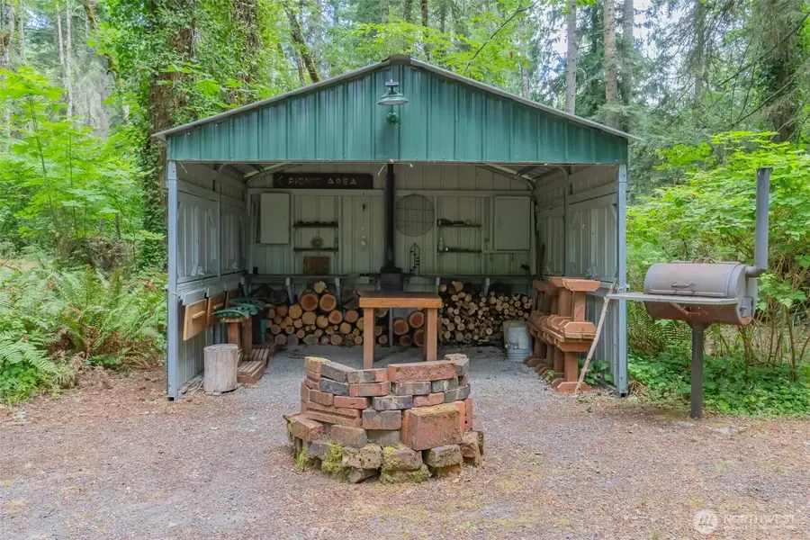 14327 SE Beaver Drive, Rainier, WA 98576 - #2