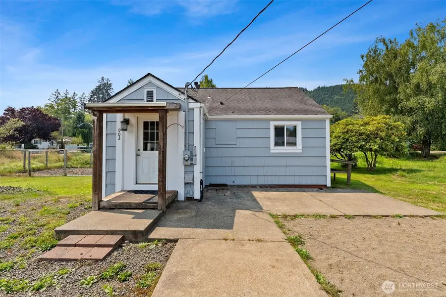 903 Howard Street, Raymond, WA 98577 - #2