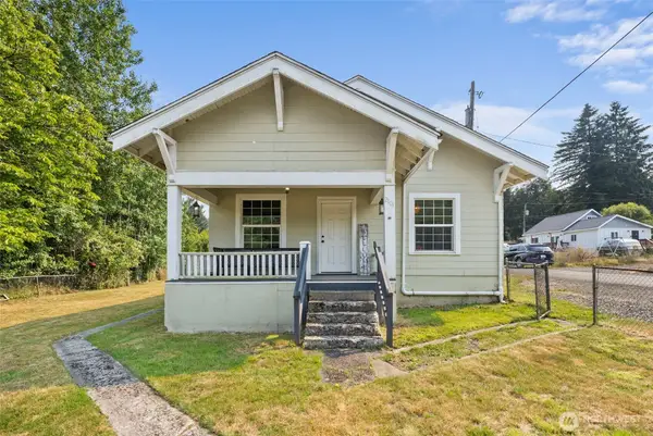 2101 Henkle Street, Raymond, WA 98577