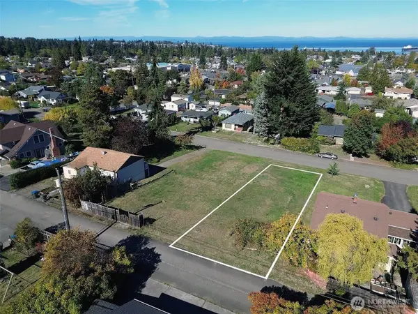 220 E Lopez Avenue #W40' of Lot 5, Port Angeles, WA 98362
