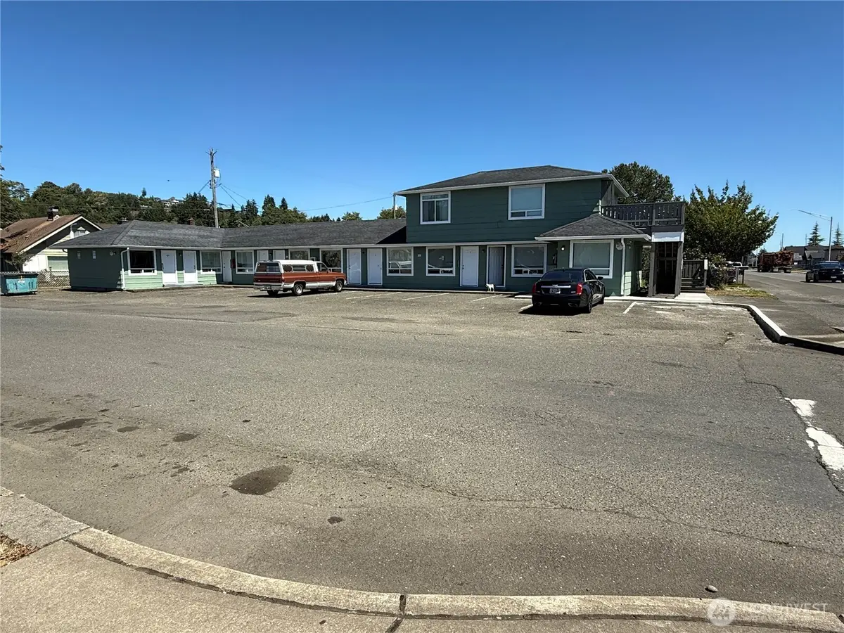 2320 Simpson Avenue, Aberdeen, WA 98520 - #1