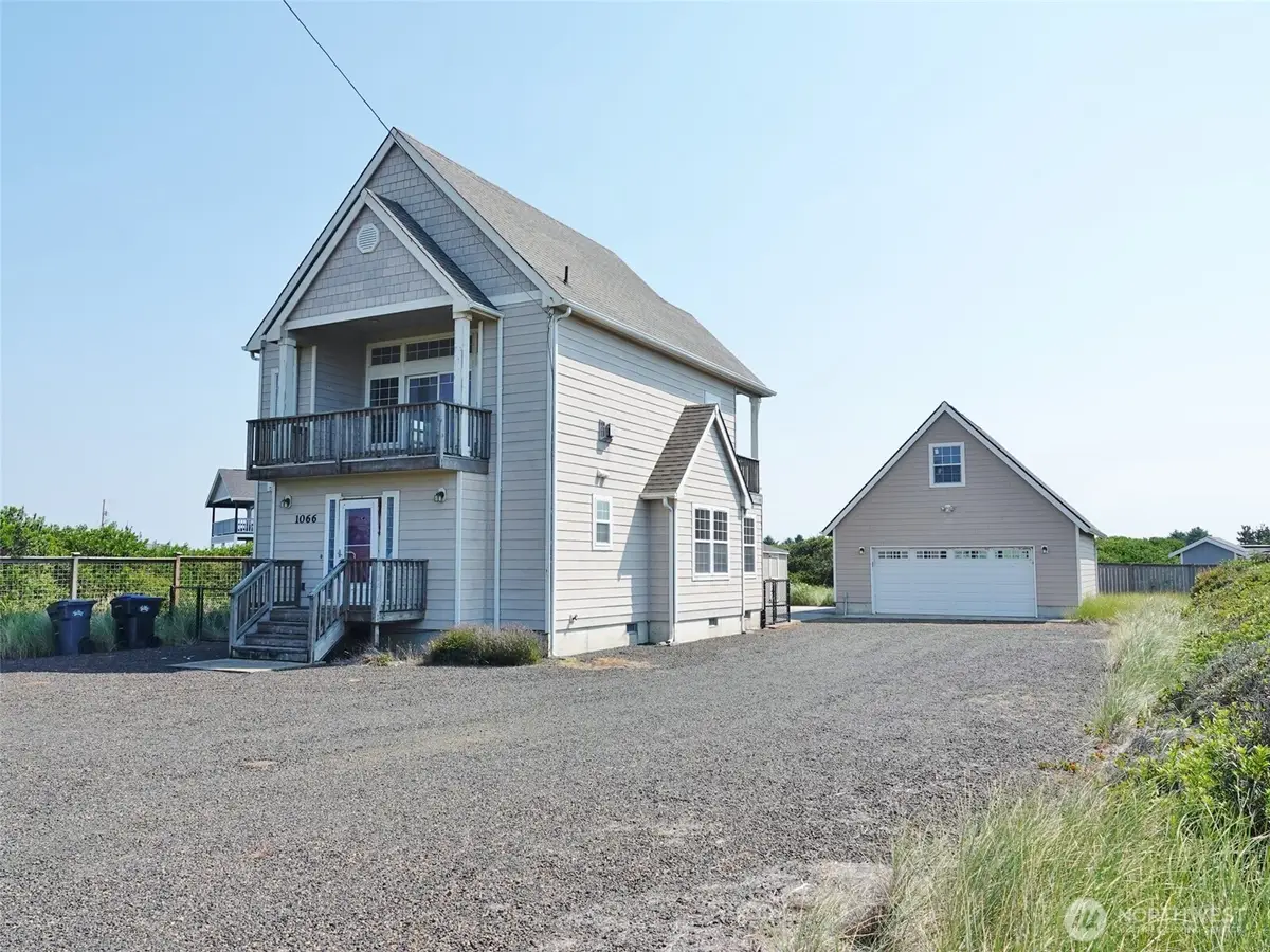 1066 Ocean Shores Boulevard Sw, Ocean Shores, WA 98569 - #1