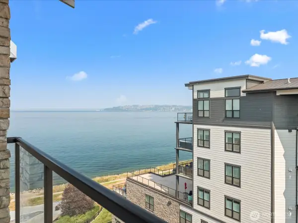 4961 Main Street #823, Tacoma, WA 98407