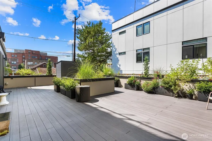 305 17th Avenue E, Seattle, WA 98112 - #3